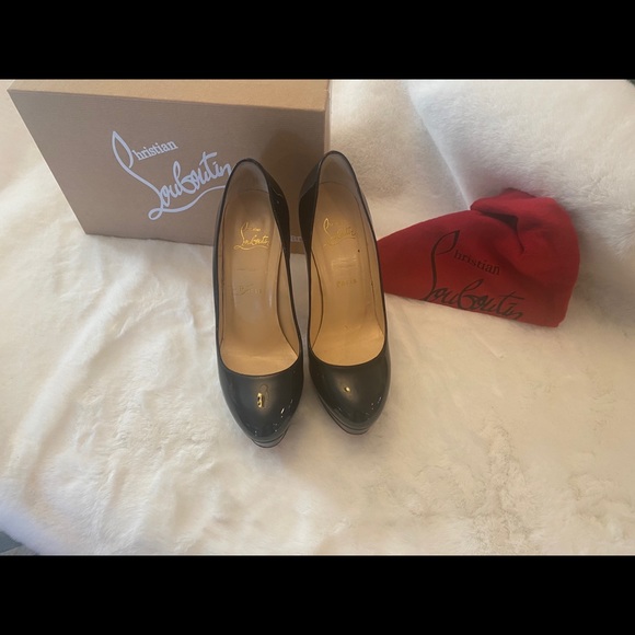 Christian Louboutin shoes - Picture 2 of 10